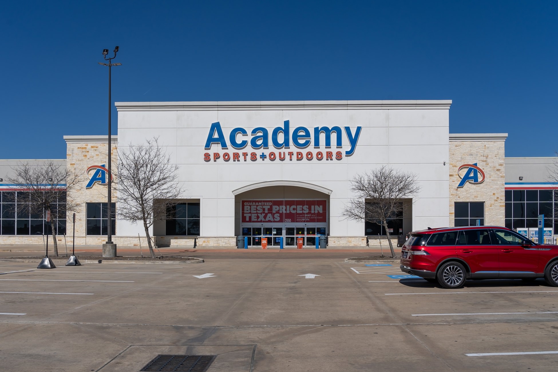 Academy Sports and Outdoors, Fort Worth, Retail